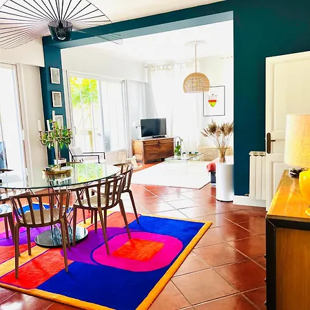 Holiday home Belle Maison De Maitre A 200 M Du Canal Du Midi Castelsarrasin